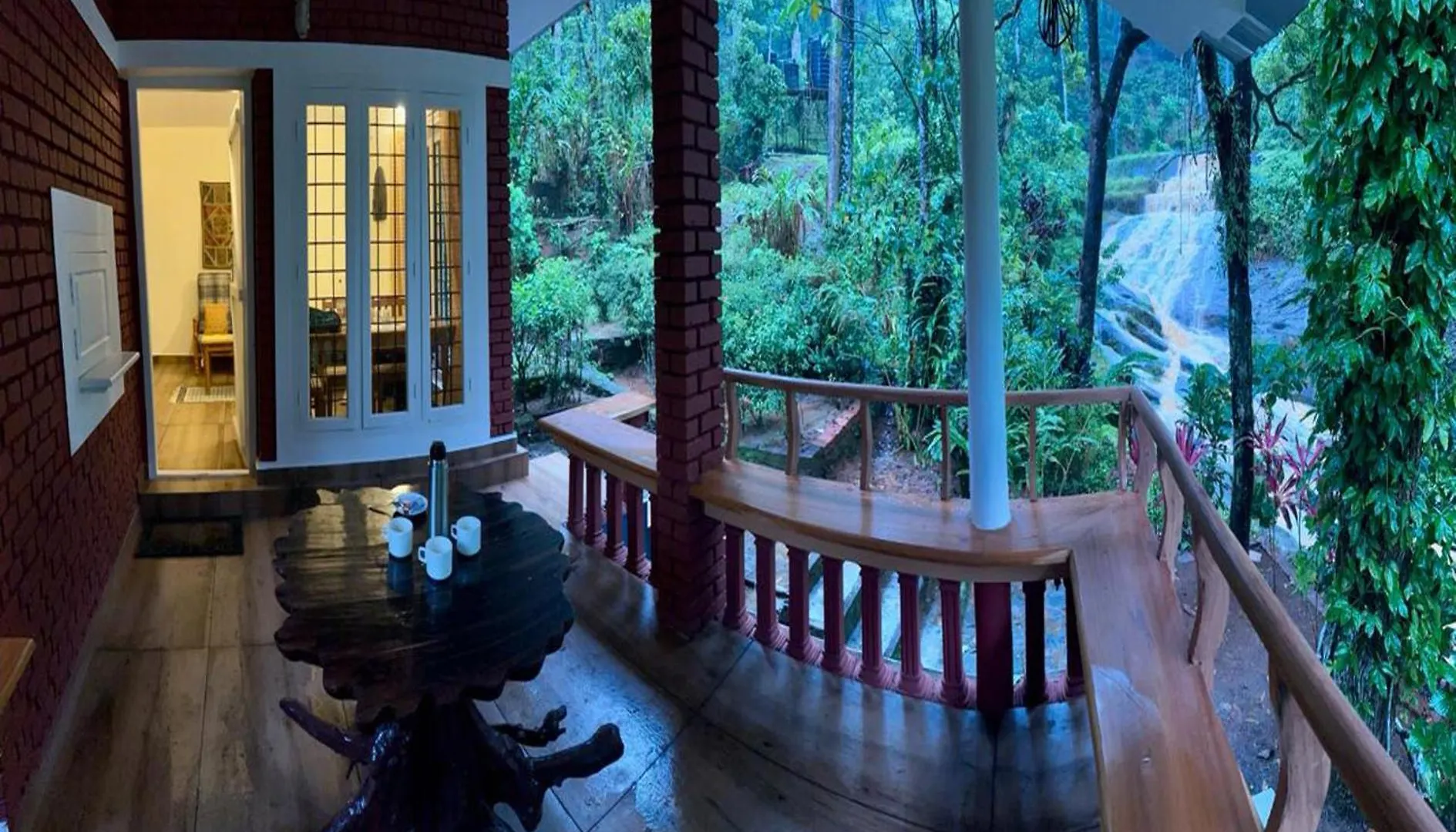 Falling Waters Munnar
